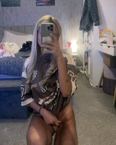 Sexy Blondie z Kolína (23 let)