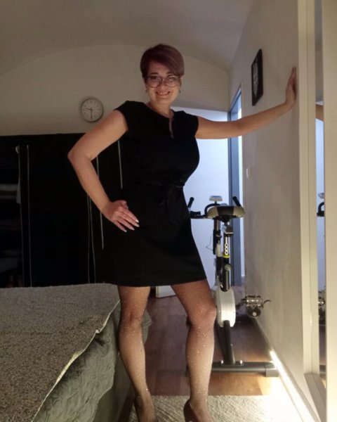 Zuzka z Prahy 3 (39 let)