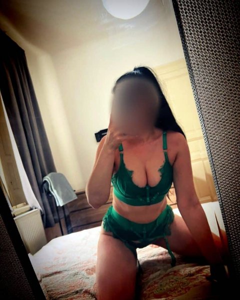 Emily z Prahy 5 (27 let)